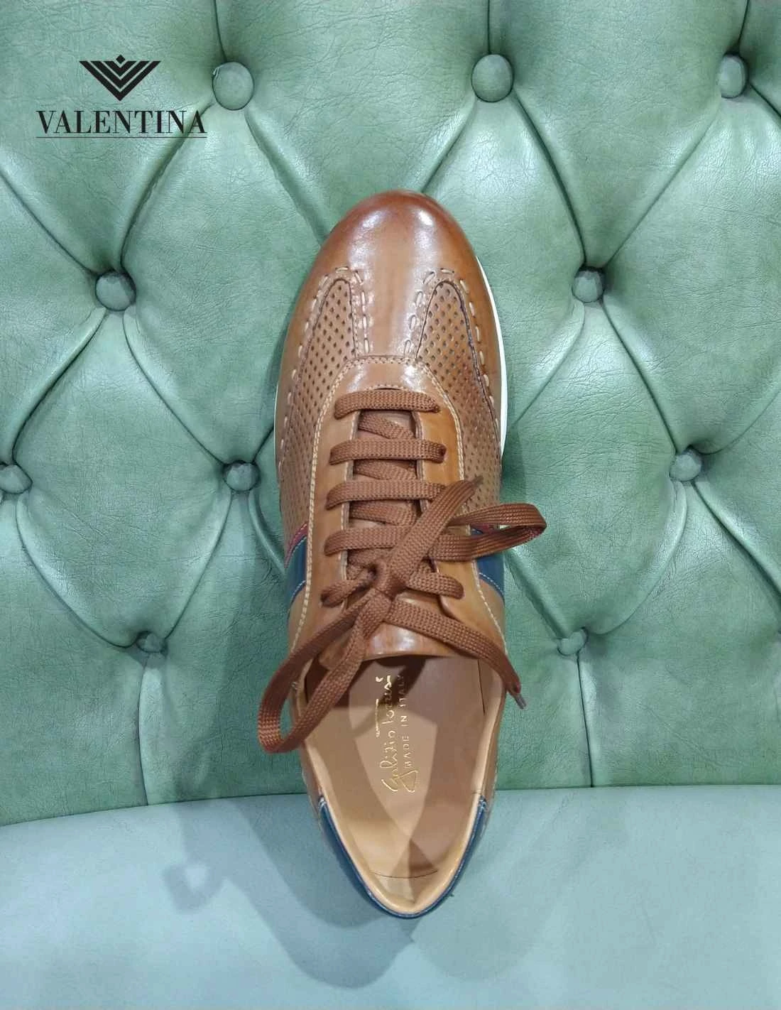 Sneakers Fatte A Mano, By Galizio Torresi 4 Sneakers Fatte A Mano, By Galizio Torresi - immagine 2