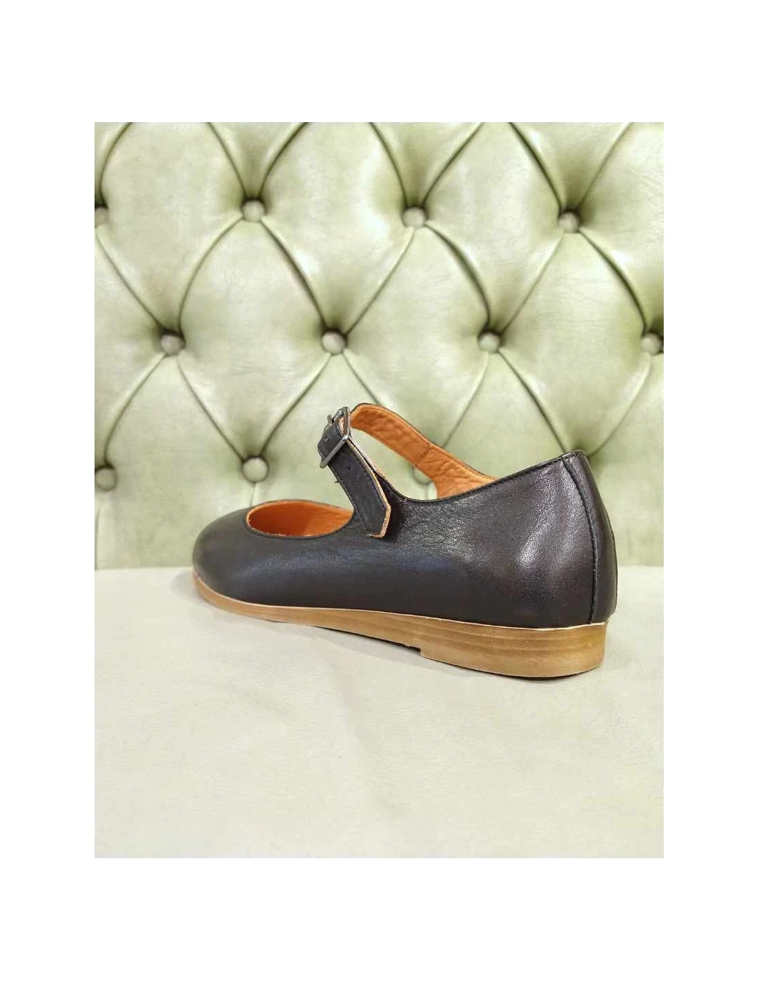 Mary Jane In Pelle, Moda 2024 4 Mary Jane In Pelle, Moda 2024 - immagine 2