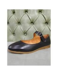 Mary Jane In Pelle, Moda 2024 9 Mary Jane In Pelle, Moda 2024 -Stile pelletteria mary jane in pelle moda 2024 2