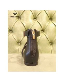 Tamaris Sandali A Gabbia, Neri Con Borchie -Stile pelletteria sandali a gabbia neri con borchie 2