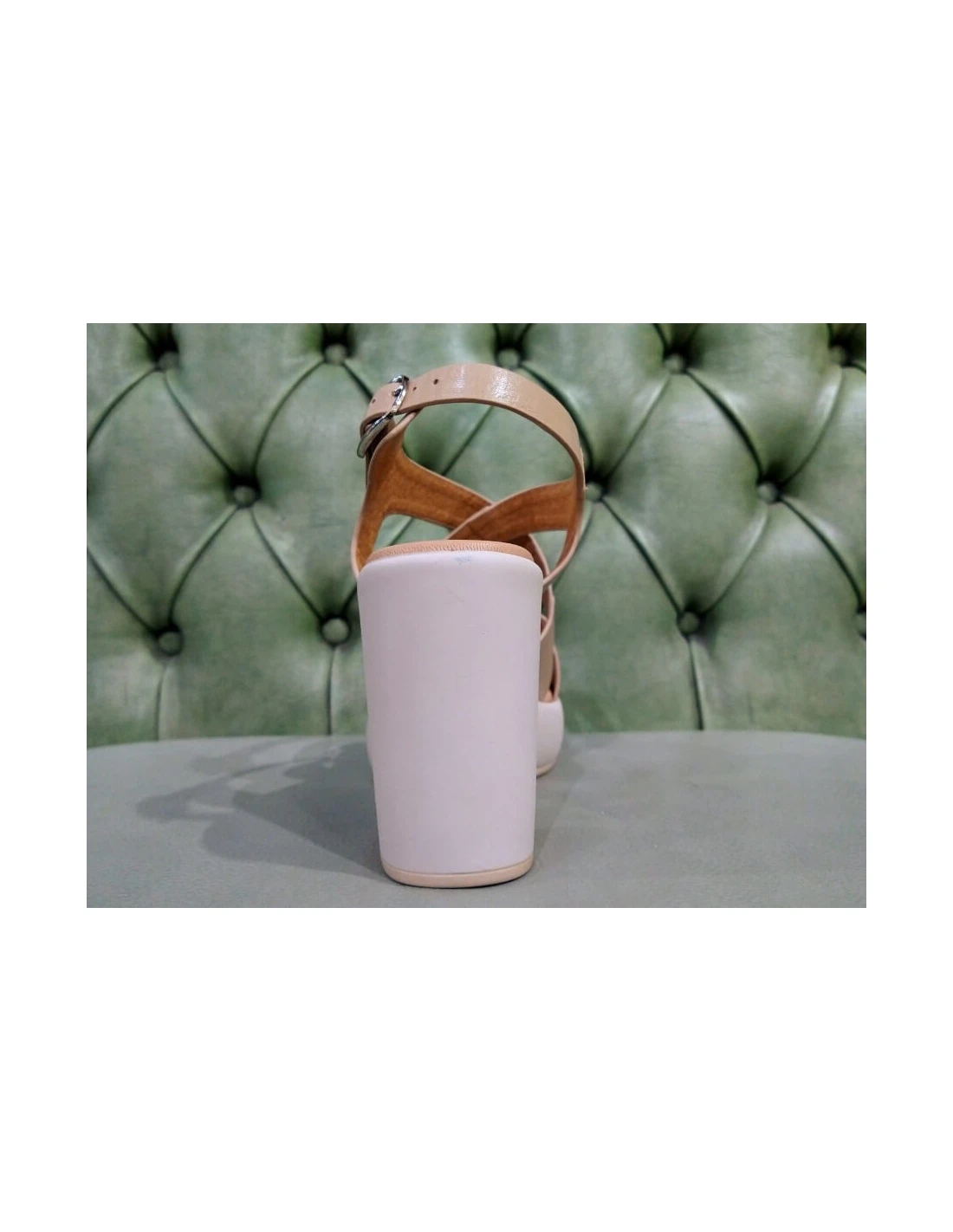 Sandali Alti Neri O Beige 6 Sandali Alti Neri O Beige - immagine 4