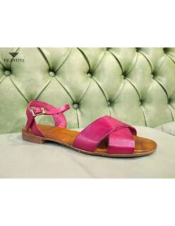 Sandali Bassi Con Cinturino E Incrociati Sul Piede 8 Sandali Bassi Con Cinturino E Incrociati Sul Piede -Stile pelletteria sandali bassi con cinturino 2