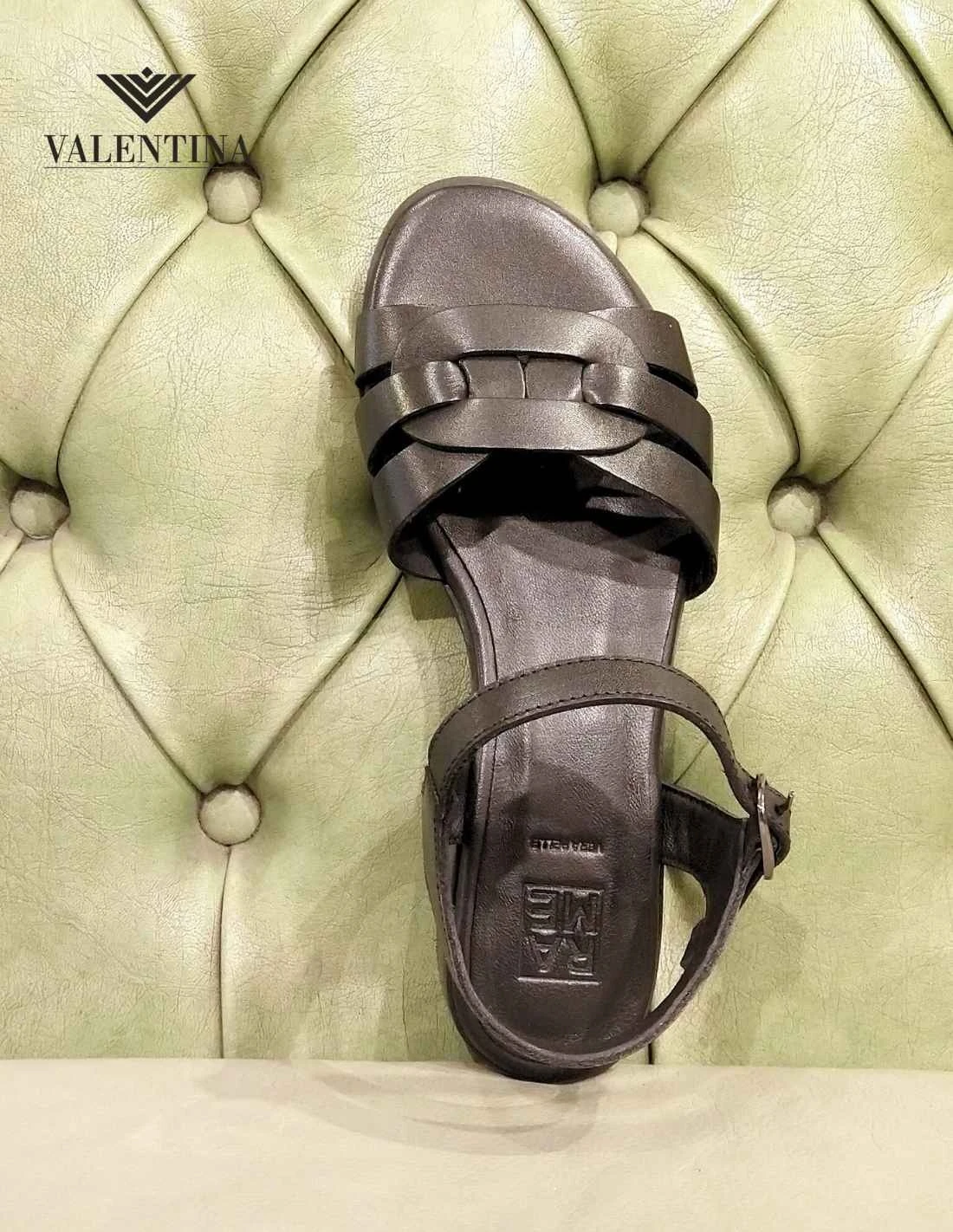 Sandali Comodi In Pelle Con Tacco Basso 5 Sandali Comodi In Pelle Con Tacco Basso - immagine 3