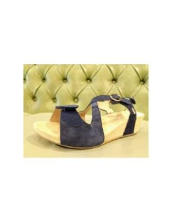 Sandali Con Cinturino Incrociato 11 Sandali Con Cinturino Incrociato -Stile pelletteria sandali con cinturino incrociato 4