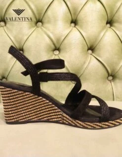 Tamaris Sandali Donna Con Zeppa E Plateau 10 Tamaris Sandali Donna Con Zeppa E Plateau -Stile pelletteria sandali donna con zeppa e plateau 2