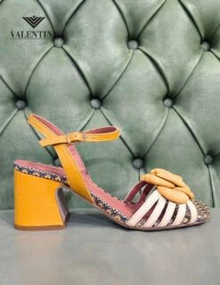 Sandali Eleganti Con Fiore, Les Venues