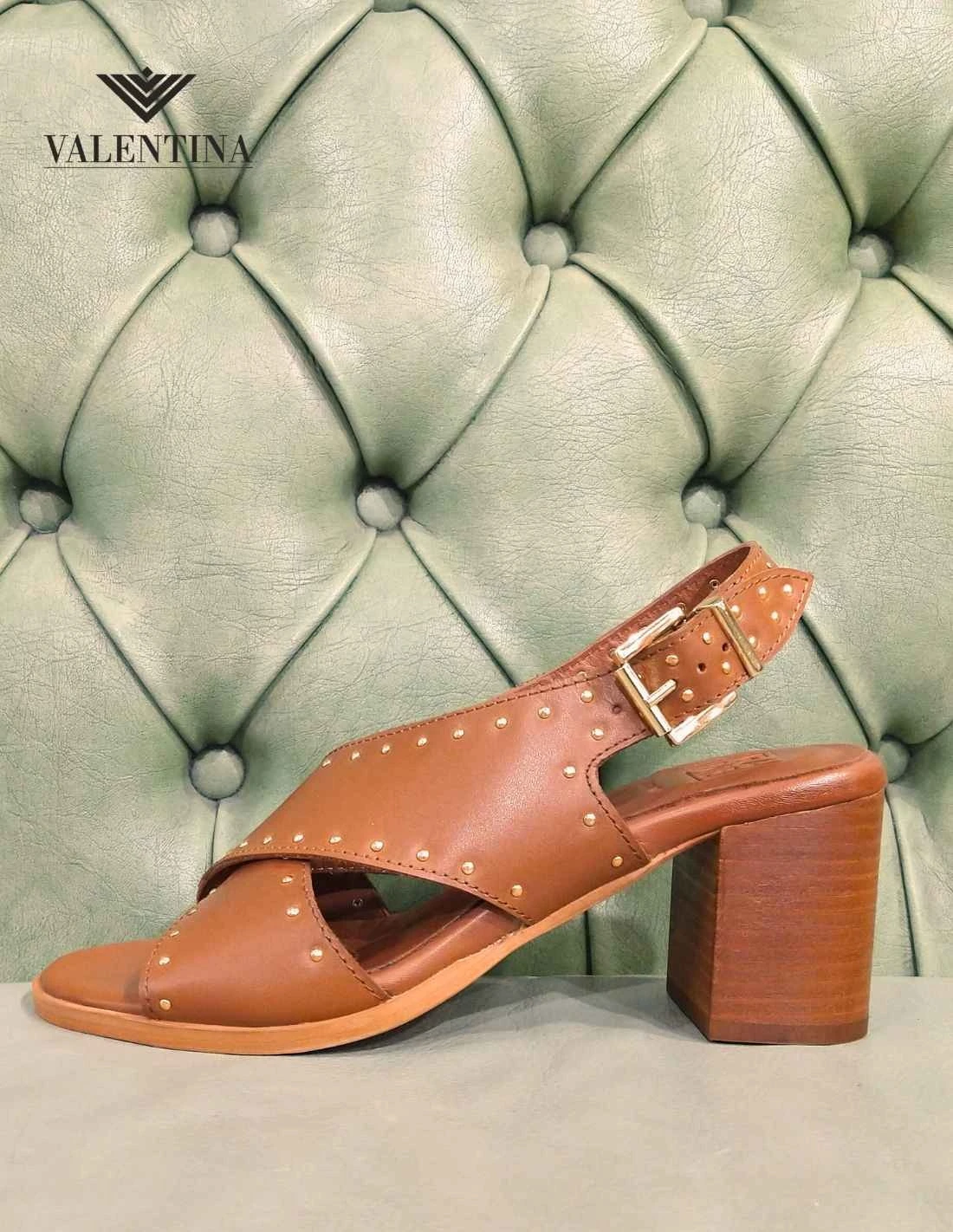 Sandali Incrociati Con Tacco Alto 4 Sandali Incrociati Con Tacco Alto - immagine 2