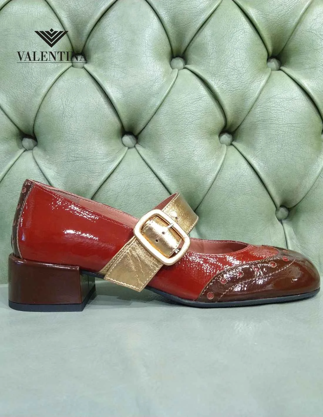 Scarpe Con Laccetto, Moda 2024-25 7 Scarpe Con Laccetto, Moda 2024-25 - immagine 5