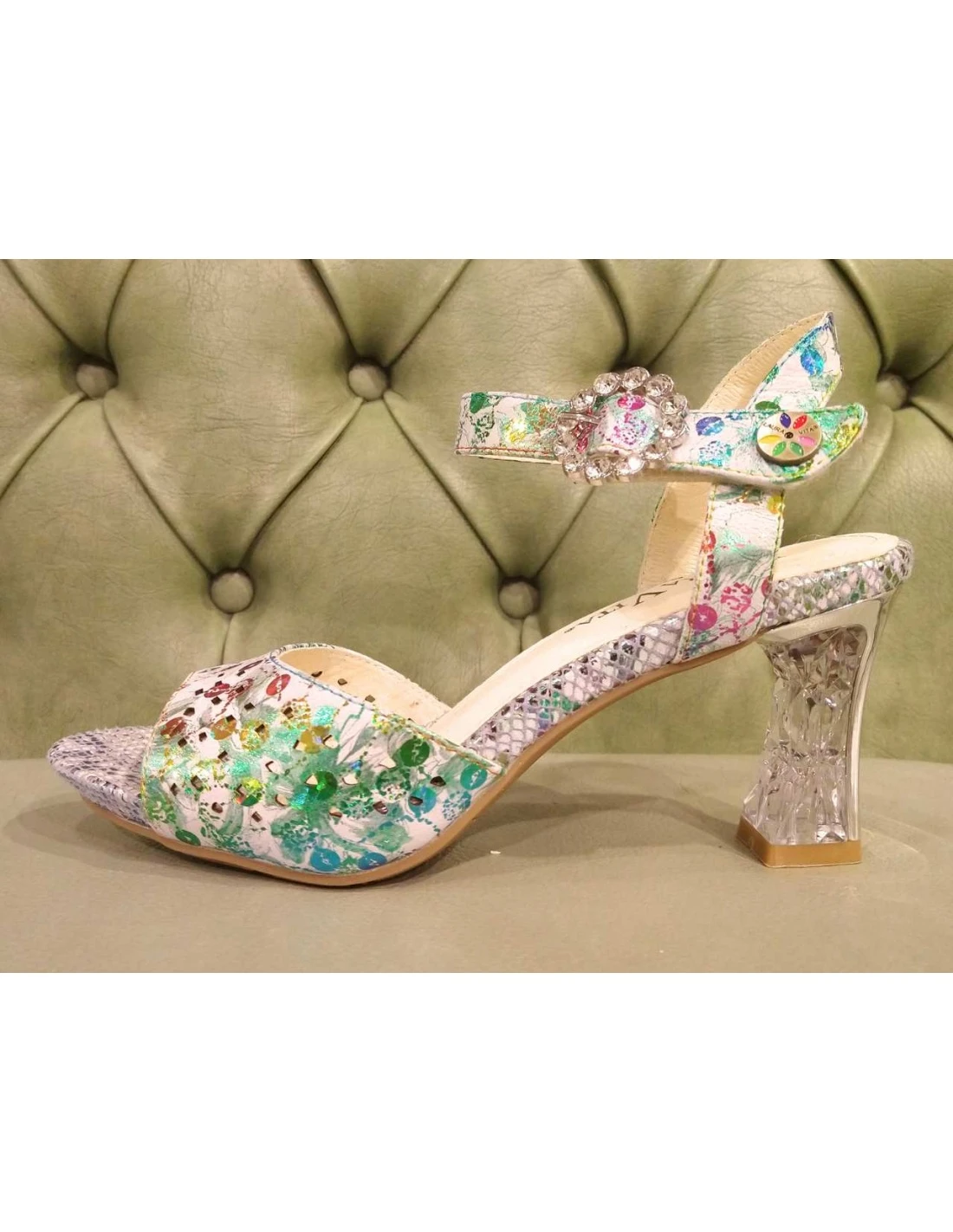 Scarpe Con Tacco Particolari, Laura Vita 4 Scarpe Con Tacco Particolari, Laura Vita - immagine 2