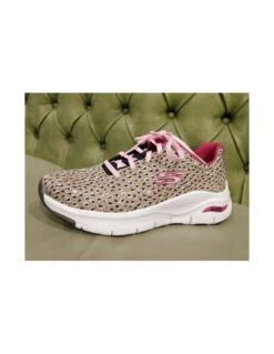 Skechers Arch Fit -Stile pelletteria skechers arch fit 1 2