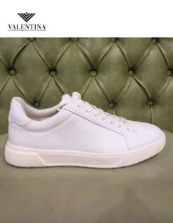 Tamaris Sneakers Bianche Da Uomo In Pelle 11 Tamaris Sneakers Bianche Da Uomo In Pelle -Stile pelletteria sneakers bianche da uomo in pelle 2