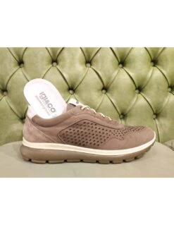 Sneakers Da Uomo Estate 2024 12 Sneakers Da Uomo Estate 2024 -Stile pelletteria sneakers da uomo estate 2024 2