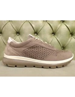 Sneakers Da Uomo Estate 2024 14 Sneakers Da Uomo Estate 2024 -Stile pelletteria sneakers da uomo estate 2024 4