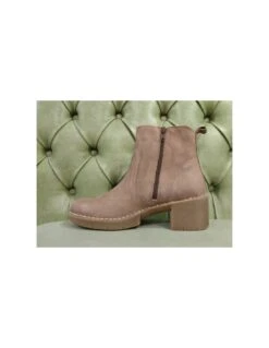 Stivaletti Con Tacco 6, Jungla 8 Stivaletti Con Tacco 6, Jungla -Stile pelletteria stivaletti con tacco 6 jungla 2