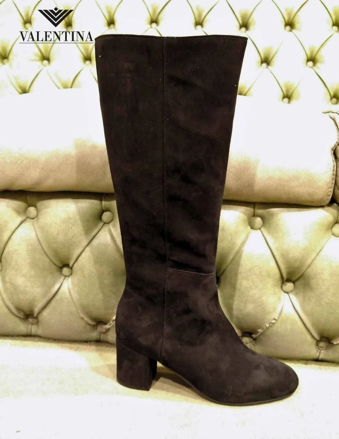 Stivali In Camoscio Nero, Alti 4 Stivali In Camoscio Nero, Alti - immagine 2