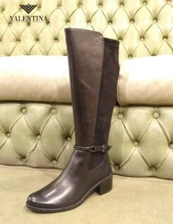 Caprice Stivali In Pelle Con Fibbia 25 Caprice Stivali In Pelle Con Fibbia -Stile pelletteria stivali in pelle con fibbia 8