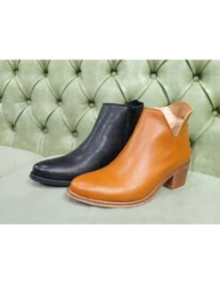 Tronchetti In Vera Pelle Da Donna, Primavera 2025 -Stile pelletteria tronchetti in vera pelle da donna primavera 2025 4