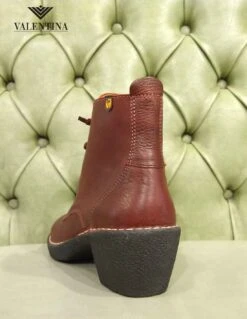 Tronchetto Con Lacci E Zip 8 Tronchetto Con Lacci E Zip -Stile pelletteria tronchetto con lacci e zip 2