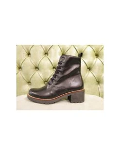 Tronchetto Con Tacco E Carro Armato